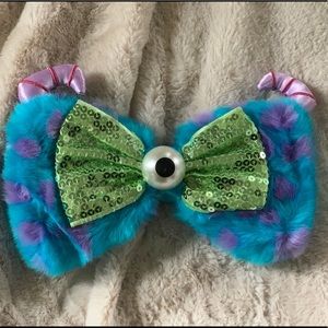 Interchangeable Bell monsters Inc.